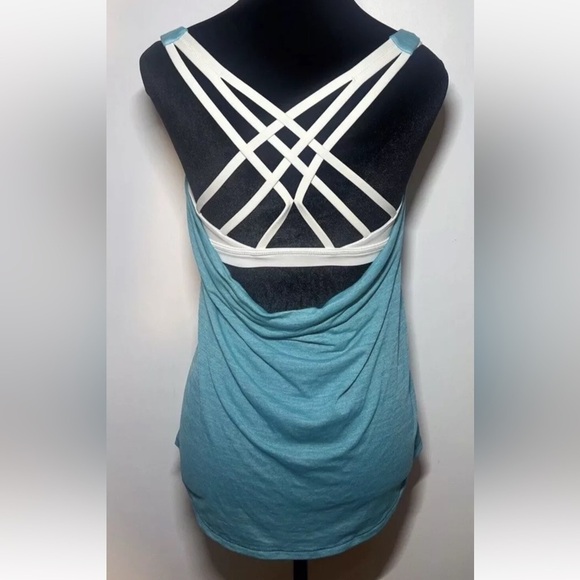Lululemon Slay The Studio Yoga 2-in-1 Tank Turquoise Blue Built In Bra 4 Padded - Picture 2 of 7